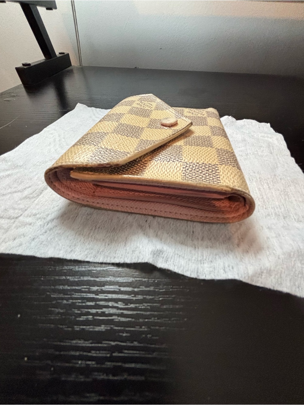 Authentic Louis Vuitton Victorine Wallet Damier Azur - Very Good Condition - Picture 3 of 10